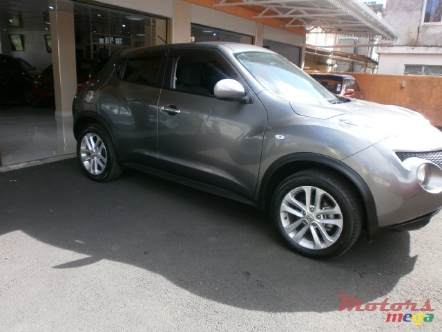 2012' Nissan Juke photo #3