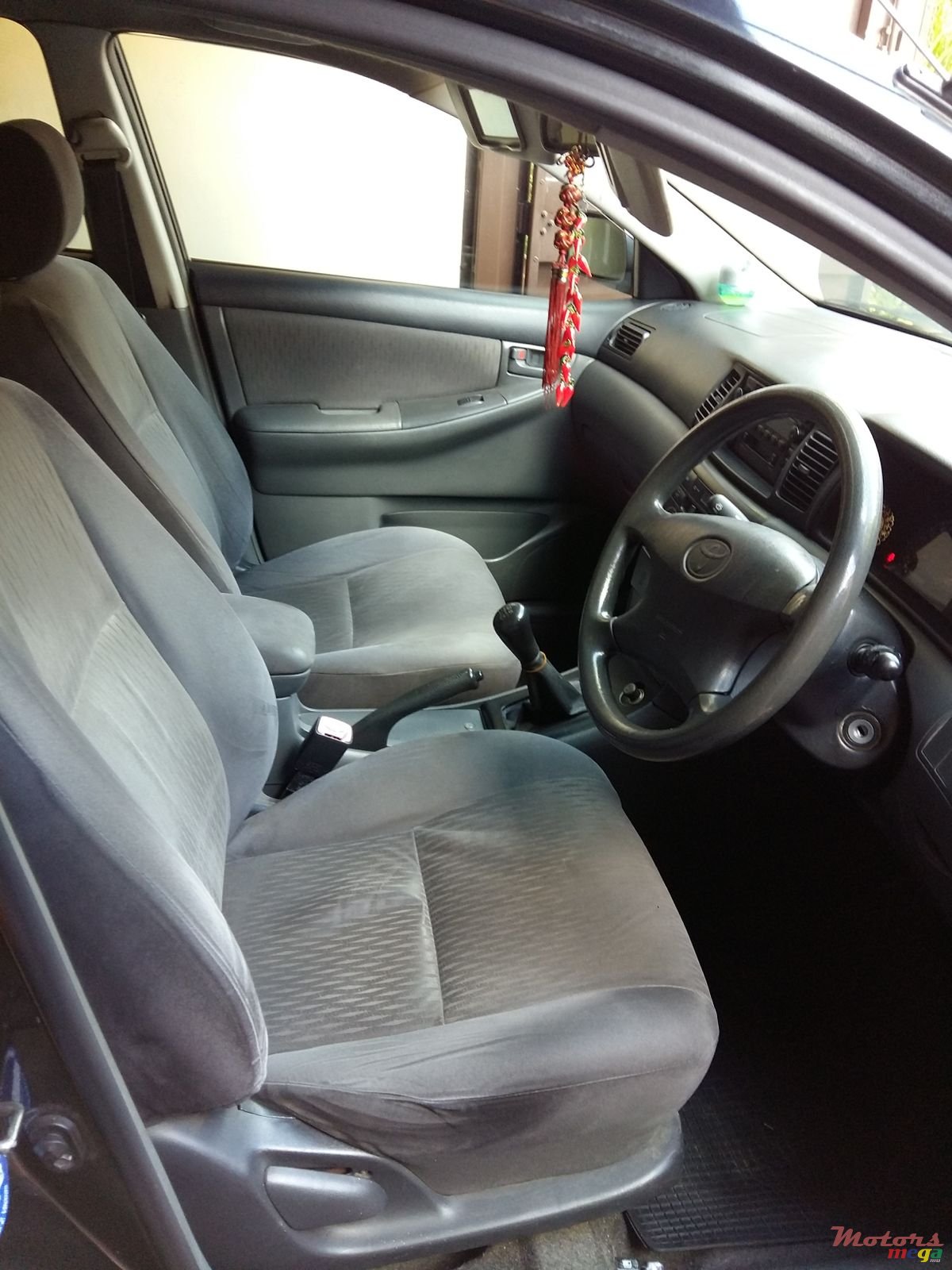 2007' Toyota Corolla photo #3