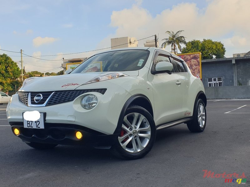 2012' Nissan Juke photo #2