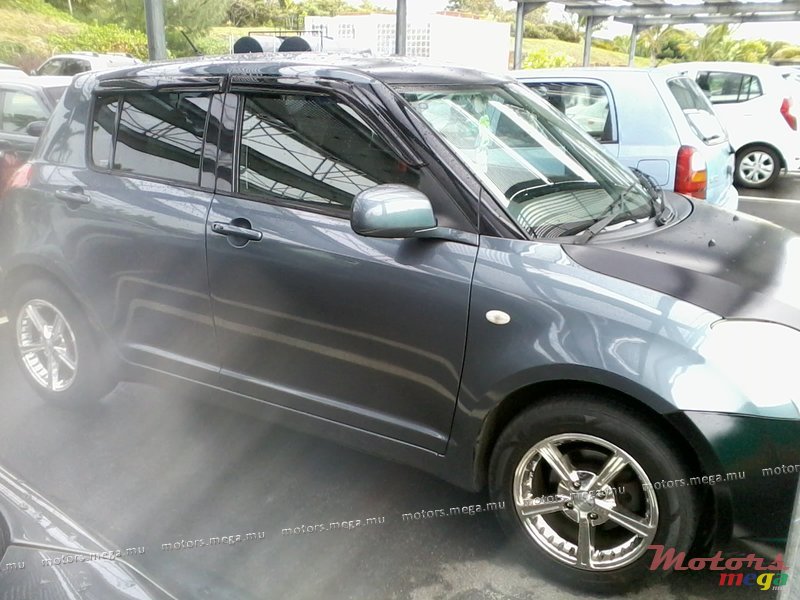 2009' Suzuki photo #7