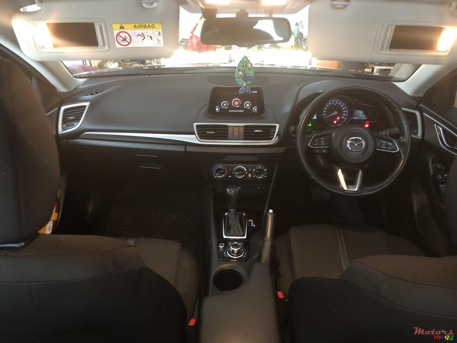 2018' Mazda 3 photo #5