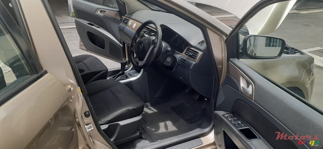 2014' Proton photo #5