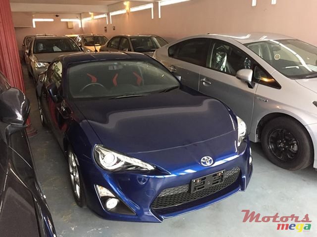 2013' Toyota GT86 photo #1