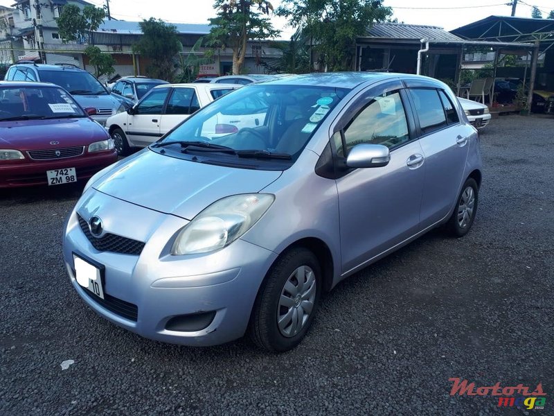 2010' Toyota Vitz photo #5