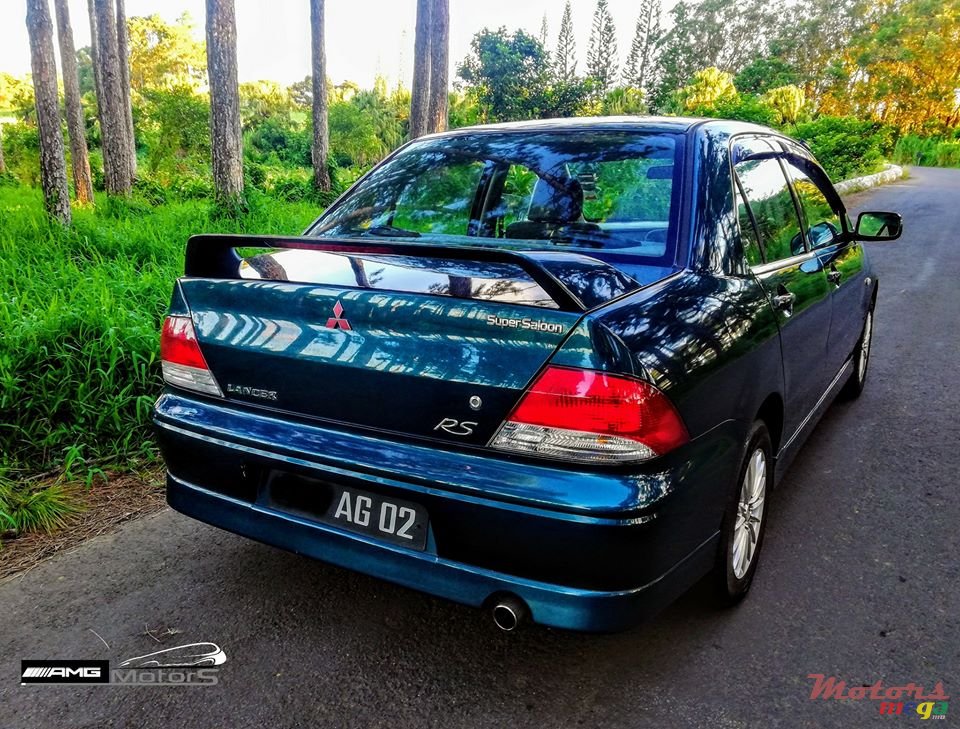 2002' Mitsubishi Lancer 1.3 Supersaloon photo #2
