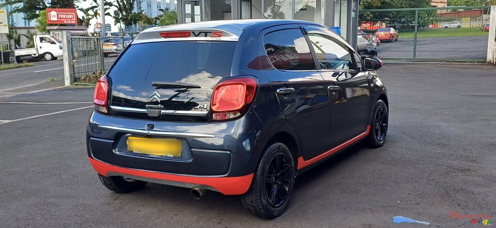 2016' Citroen C1 photo #4