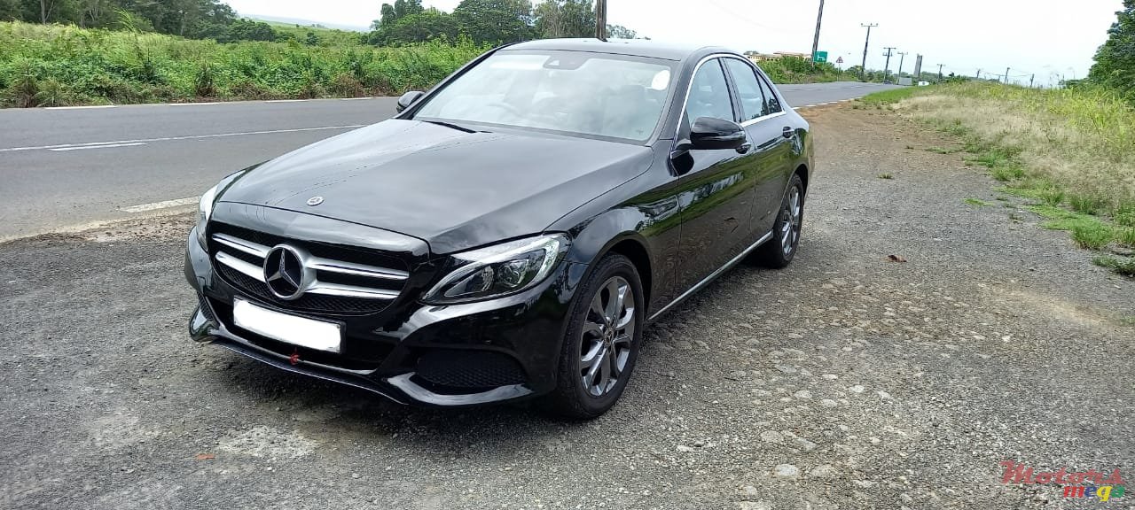 2018' Mercedes-Benz C-Class photo #4