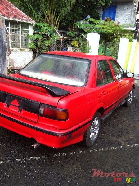 1991' Nissan Sunny photo #2
