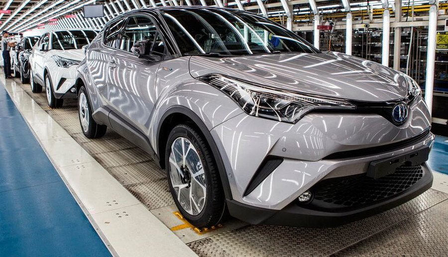 Toyota contraint de fermer 9 usines après le séisme au Japon