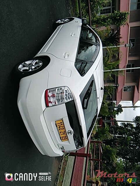 2009' Toyota Prius photo #1