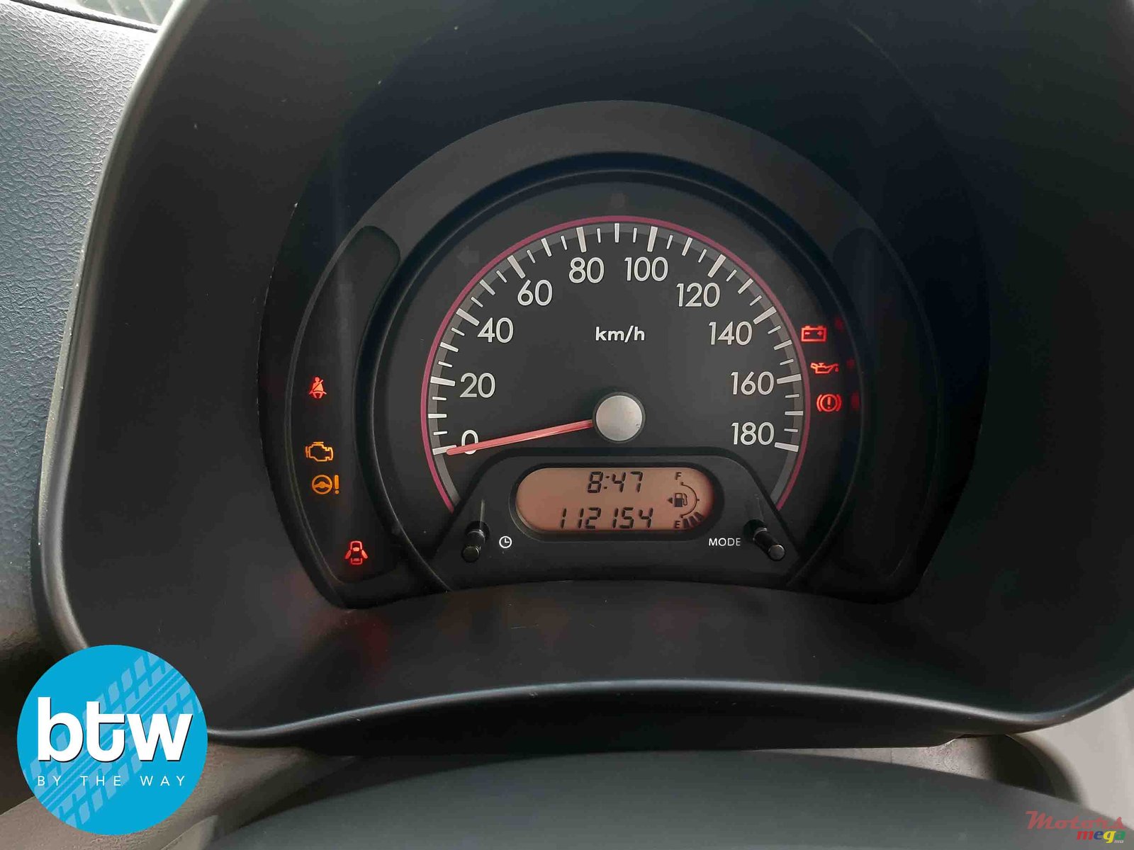 2011' Suzuki Celerio photo #6