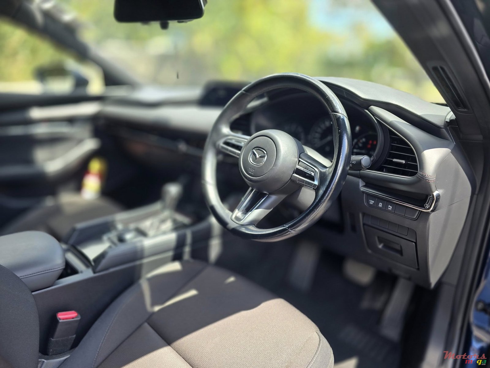 2022' Mazda 3 photo #6