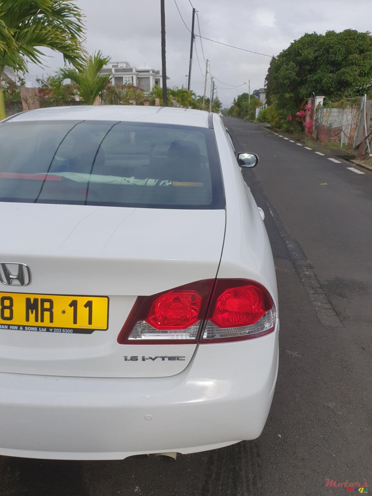 2011' Honda Civic photo #3