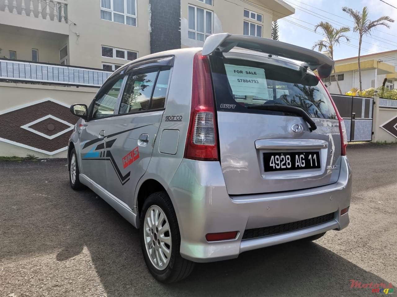 2011' Perodua Viva Elite photo #3