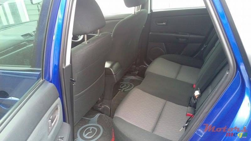 2007' Mazda Axela H/Back photo #5