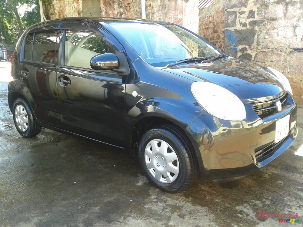 2010' Toyota Passo photo #1