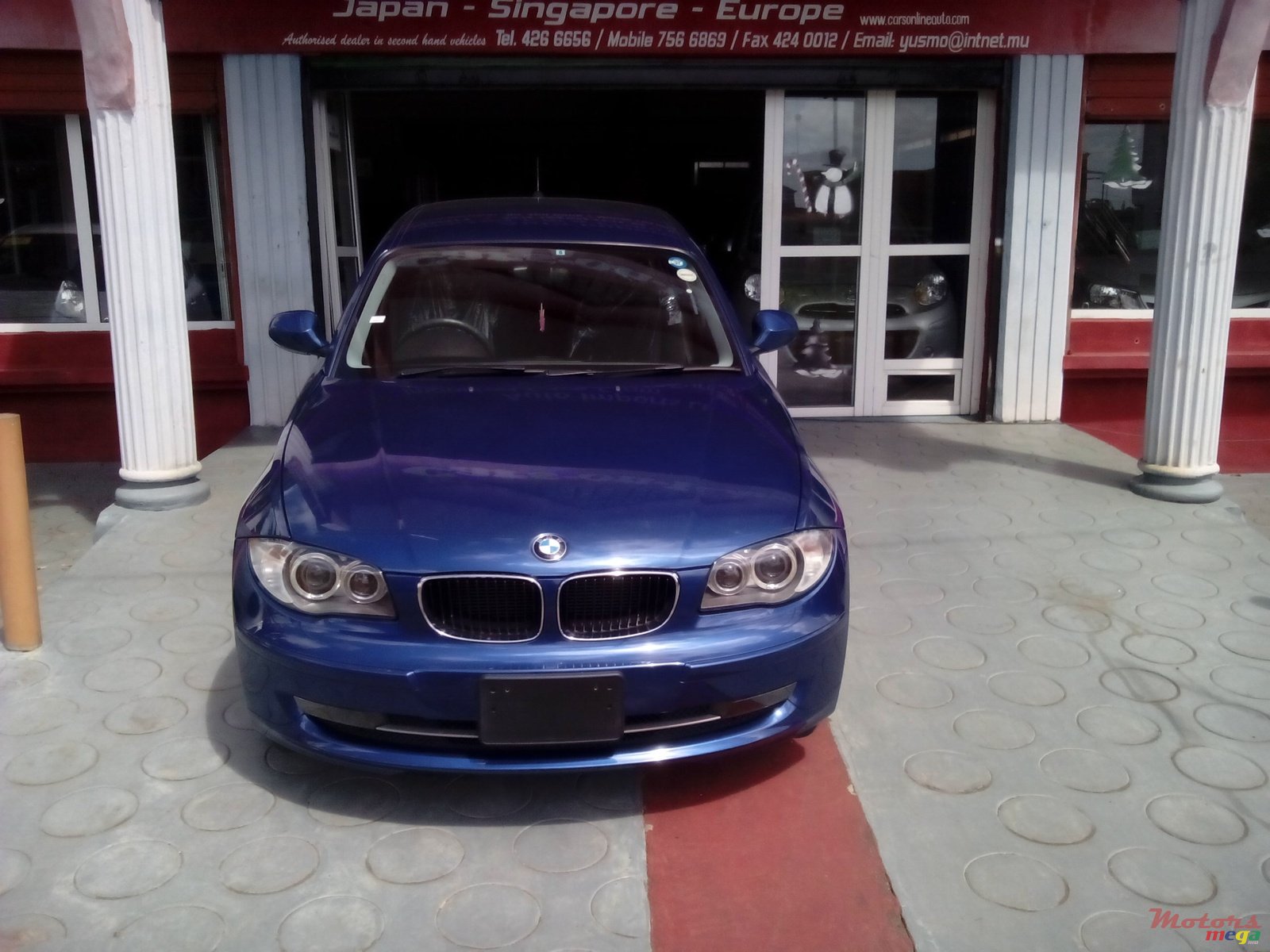 2011' BMW 116 photo #1