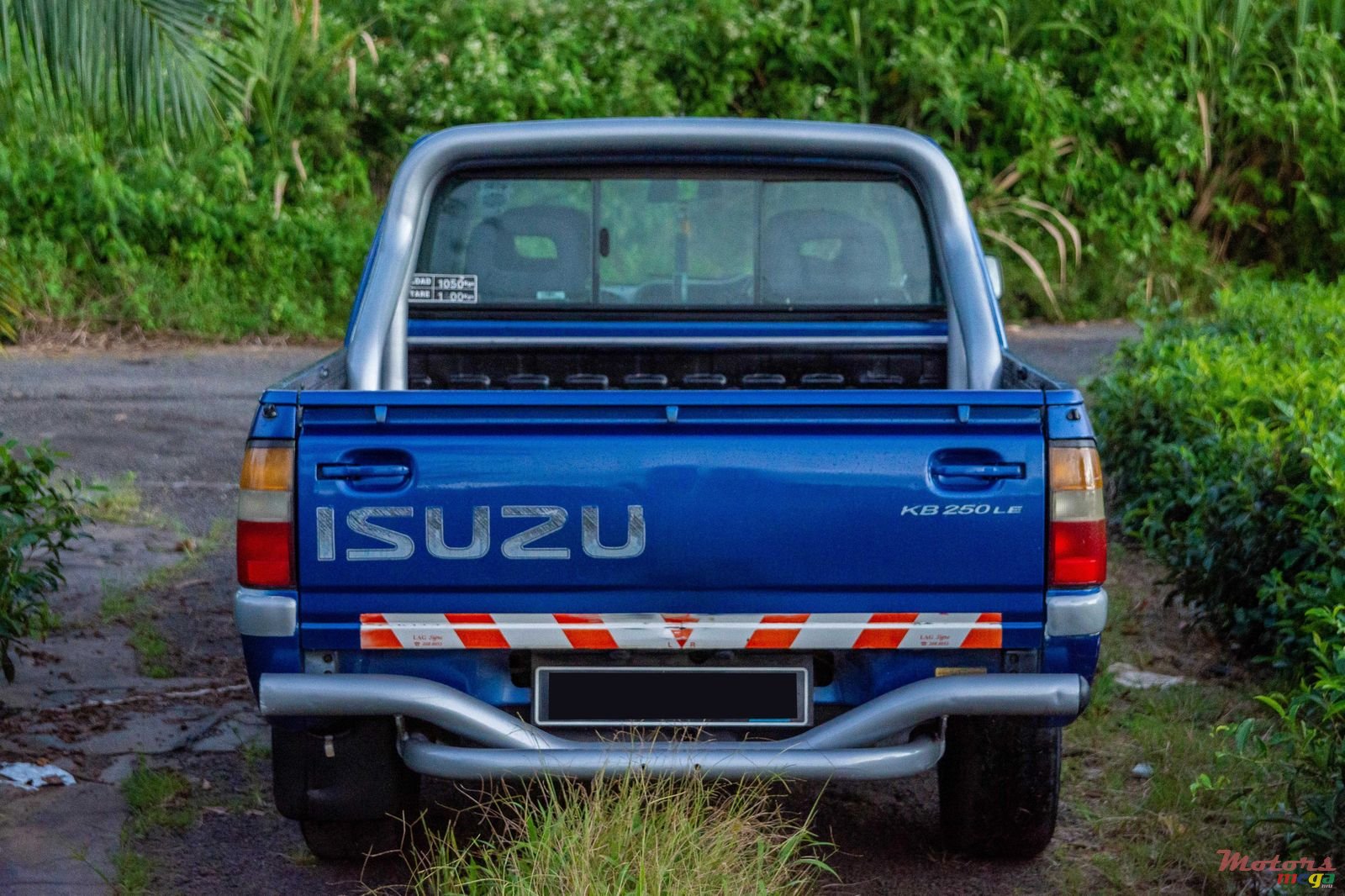 2003' Isuzu KB Series 250 4x2 Turbo photo #3