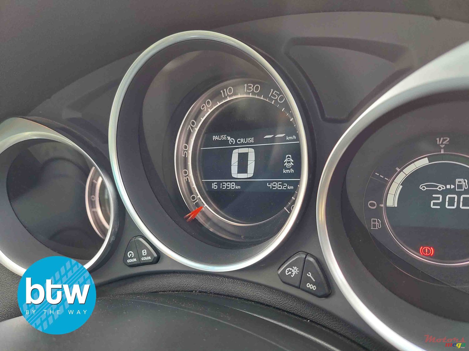 2013' Citroen DS4 photo #7