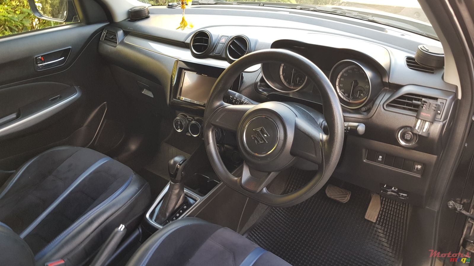 2017' Suzuki Swift Japan automatic photo #6