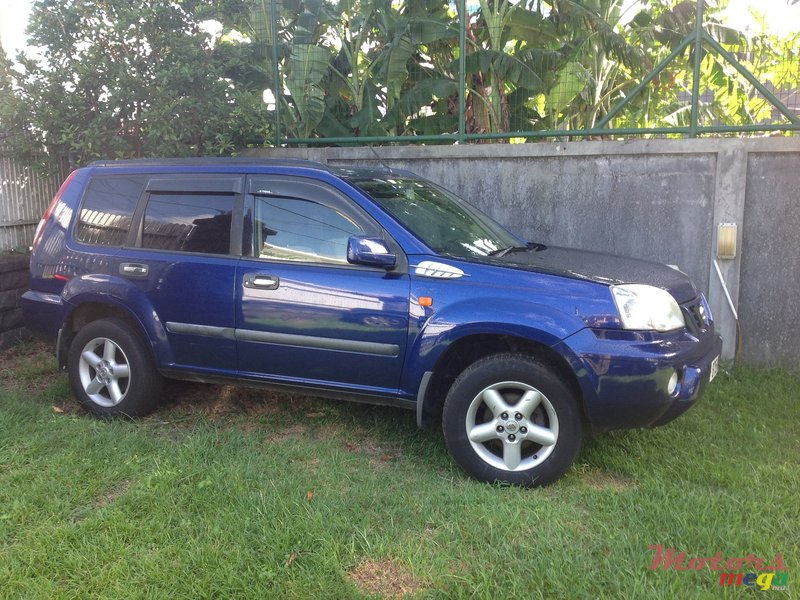 2003' Nissan X-Trail photo #1