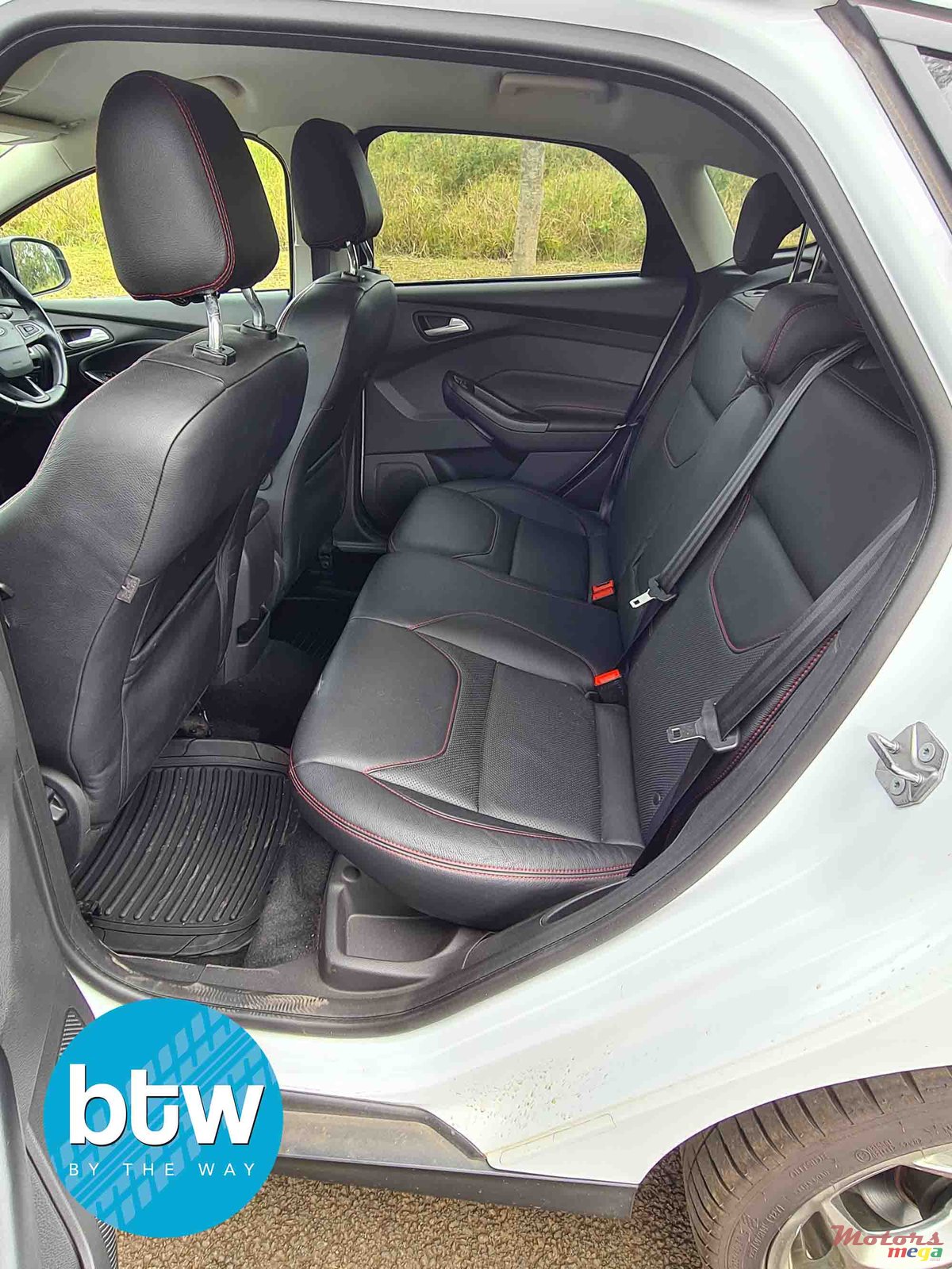 2018' Ford Focus photo #4