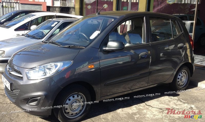 2012' Hyundai i10 photo #2
