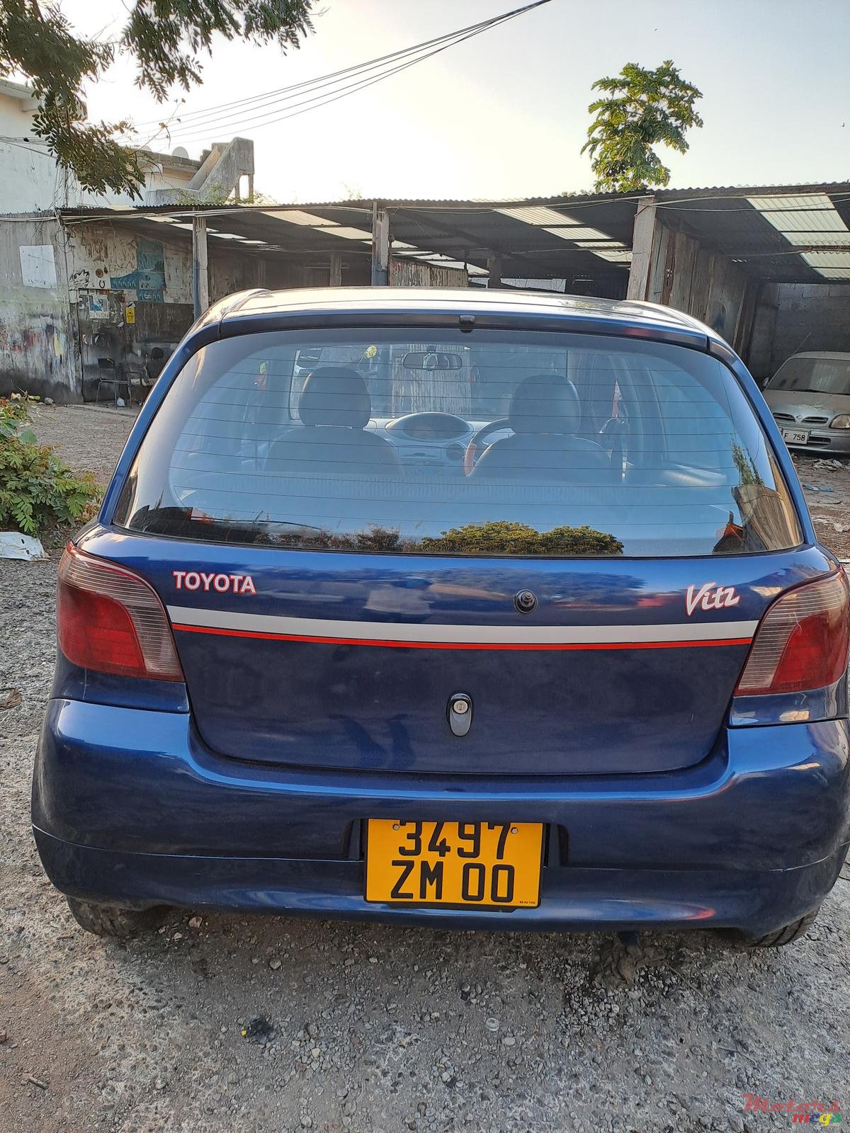 2000' Toyota Vitz photo #7