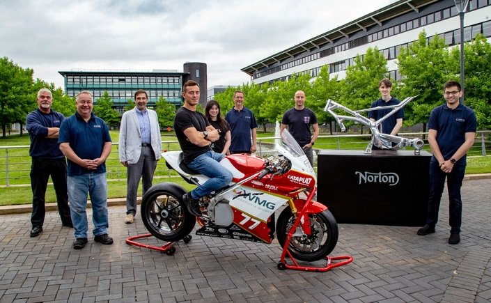 Norton : une première moto électrique dès 2025