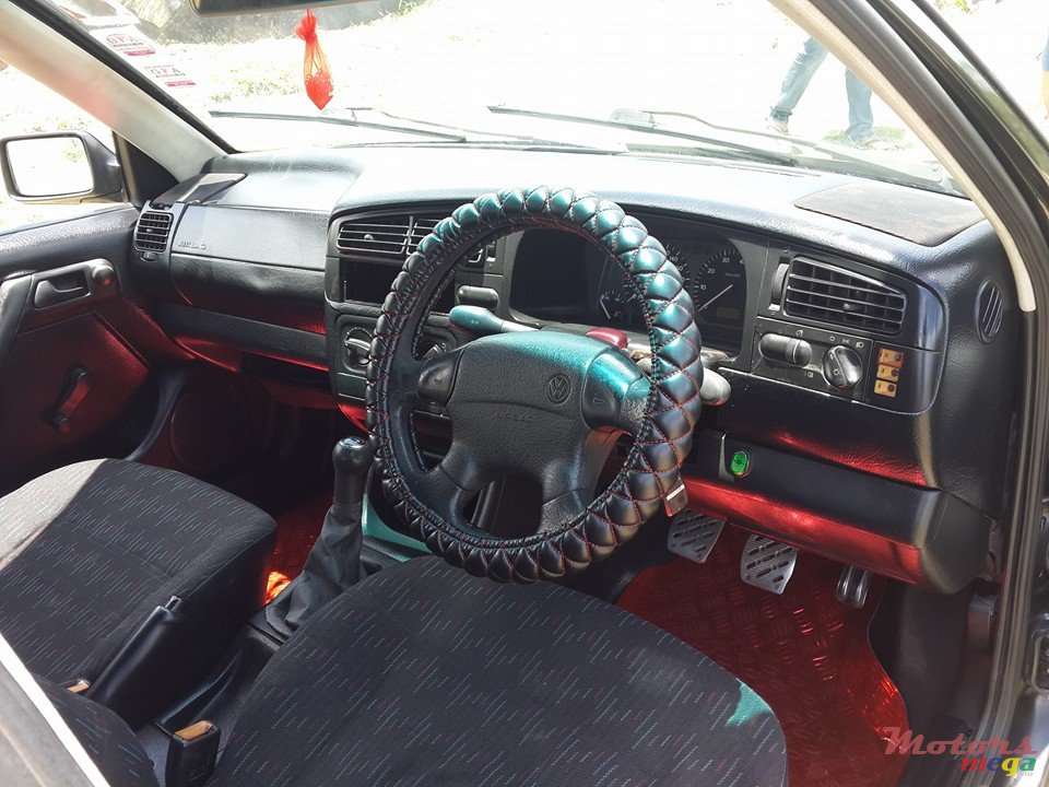 1995' Volkswagen Golf III Mk3 photo #2