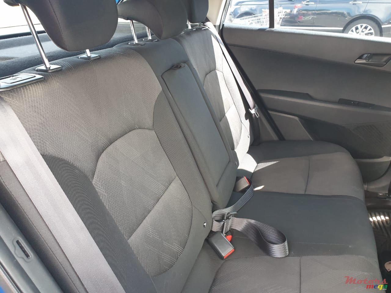 2019' Hyundai GLS photo #5