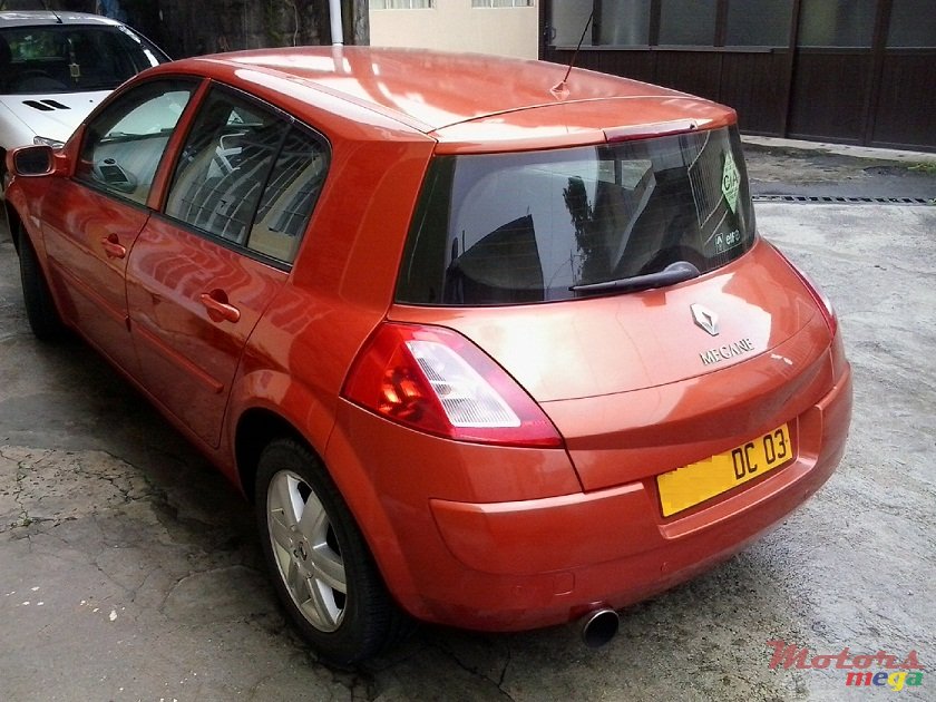2003' Renault Megane photo #1