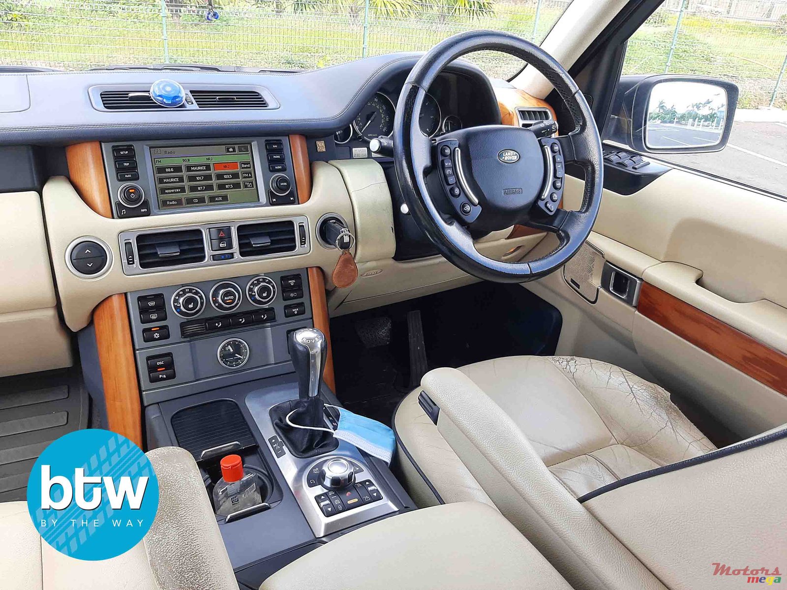 2008' Land Rover Range Rover photo #6