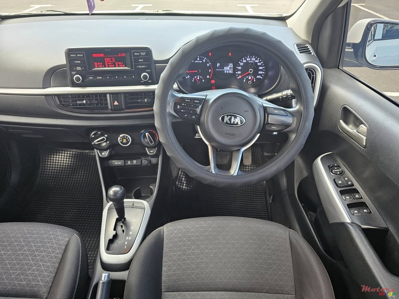 2018' Kia Picanto photo #6