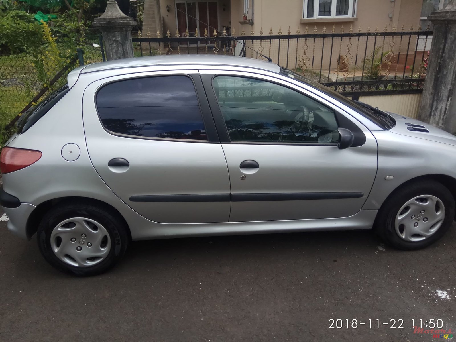 2003' Peugeot 206 photo #1