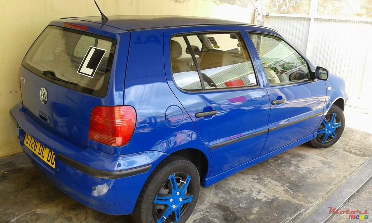 2000' Volkswagen Polo photo #1