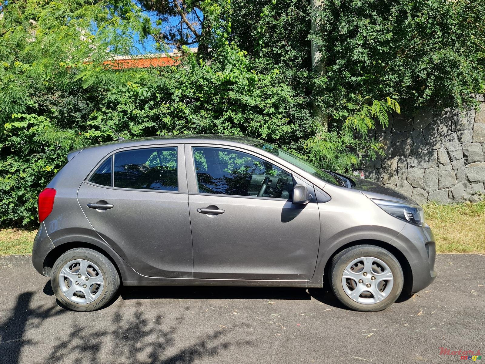 2017' Kia Picanto photo #2