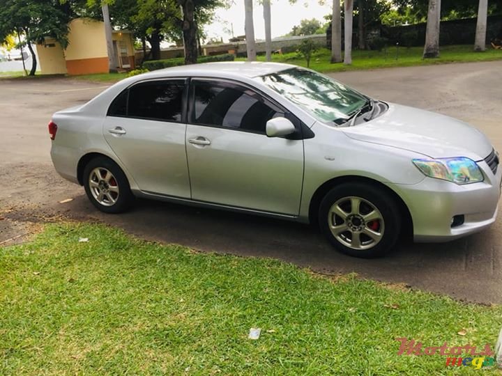 2010' Toyota Axio photo #2