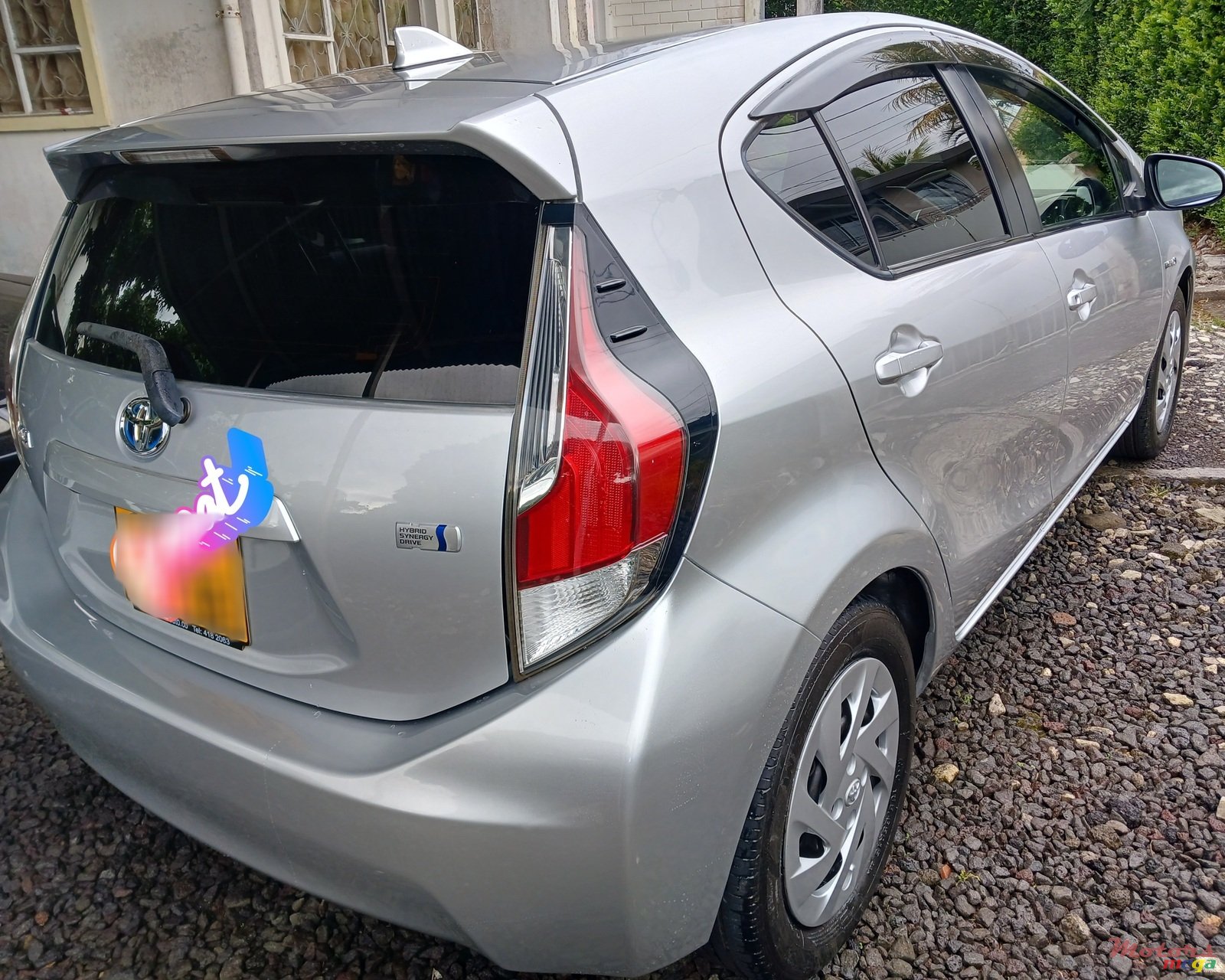 2016' Toyota Aqua photo #3