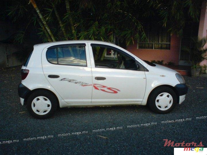 2001' Toyota photo #2