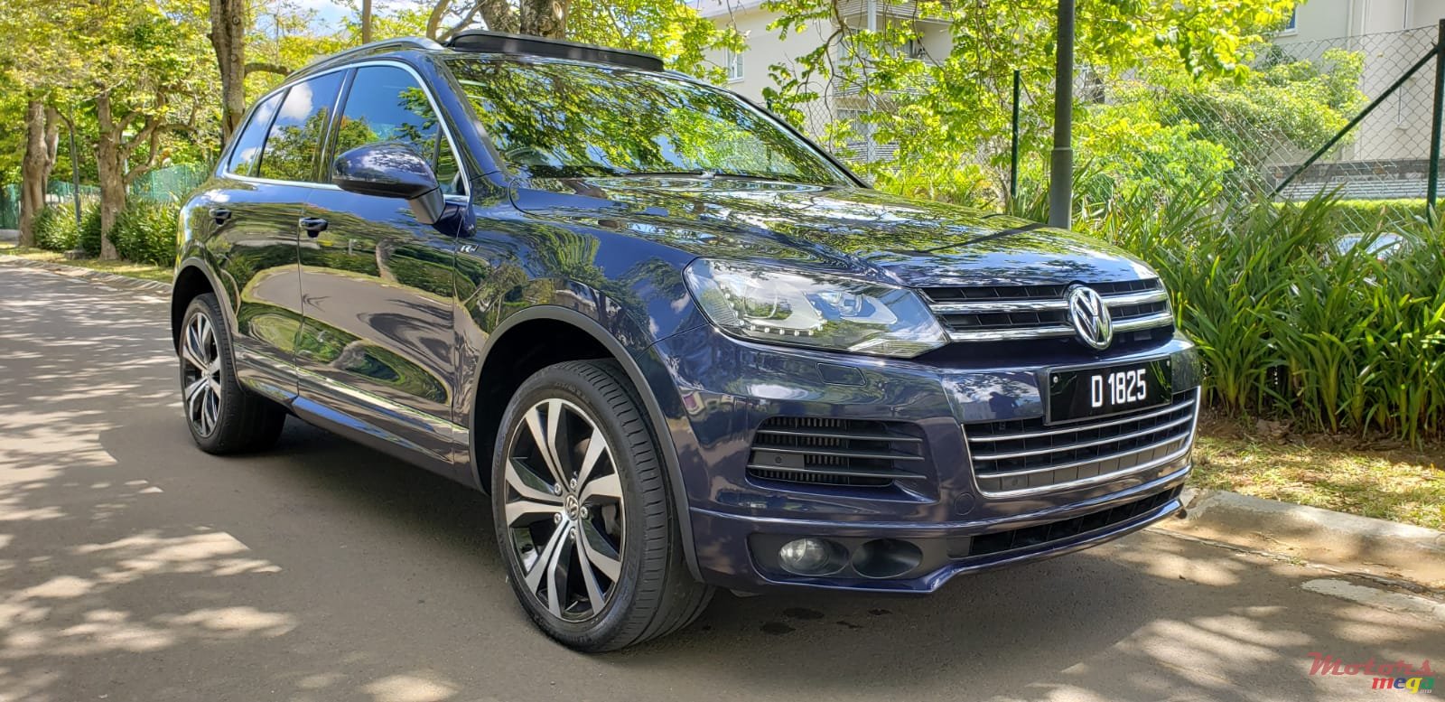 2013' Volkswagen Touareg 2 photo #4