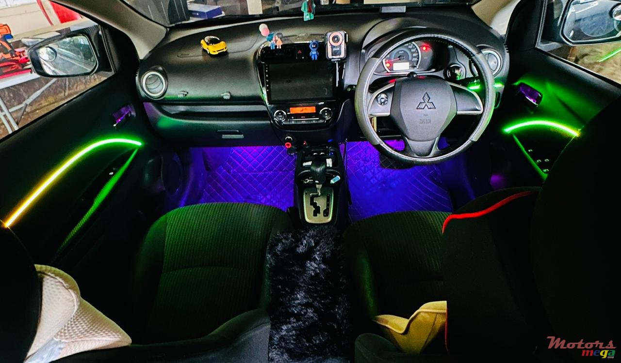 2014' Mitsubishi Attrage photo #5