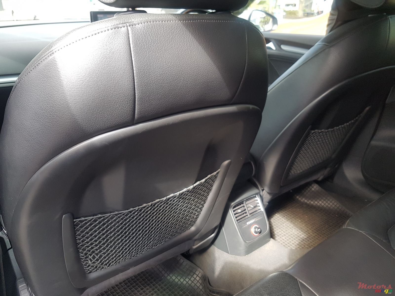 2015' Audi A3 photo #4