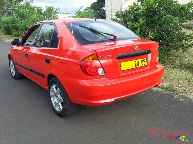 2005' Hyundai Accent photo #4