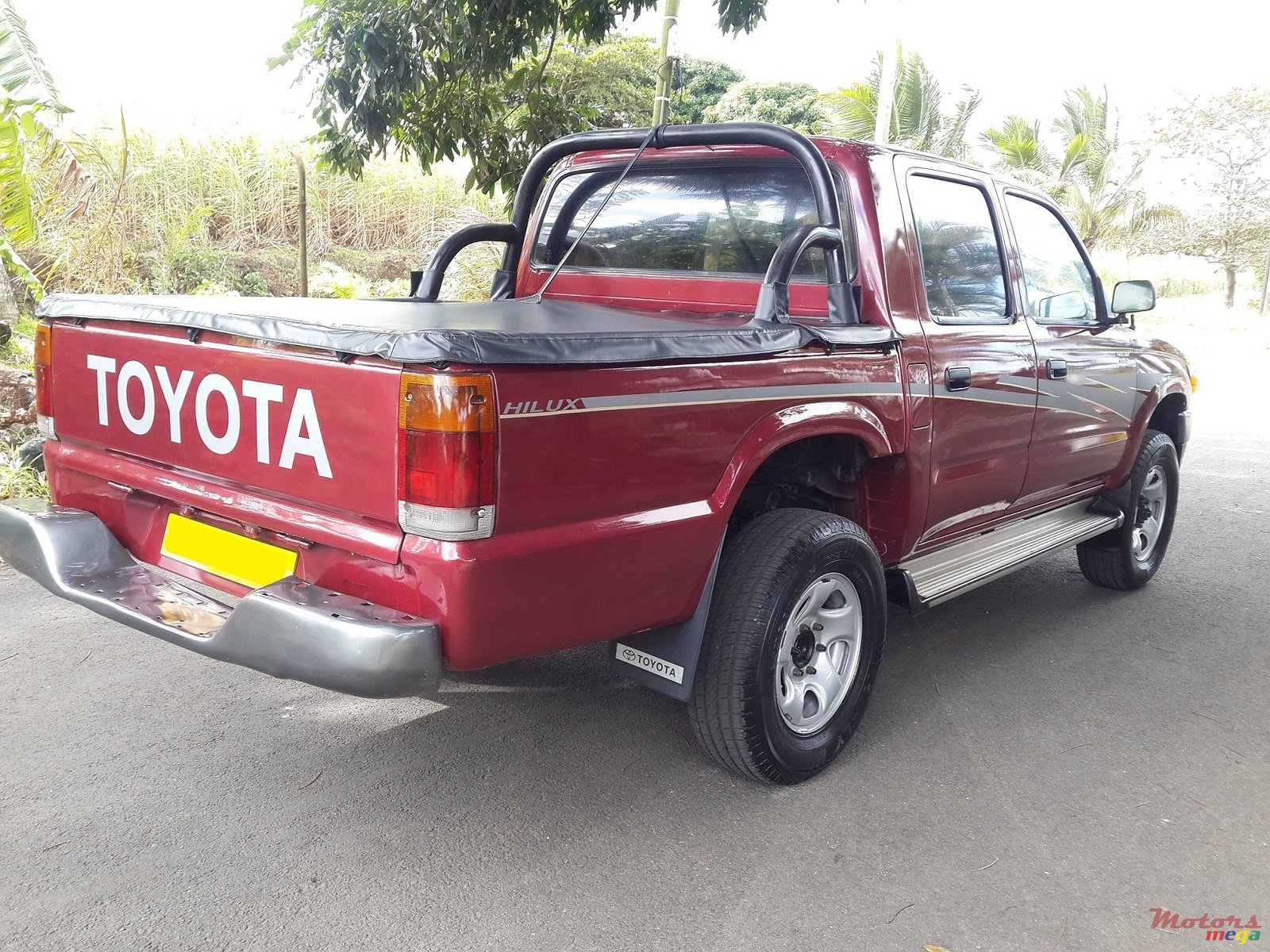 1999' Toyota Hilux (4x4) photo #3