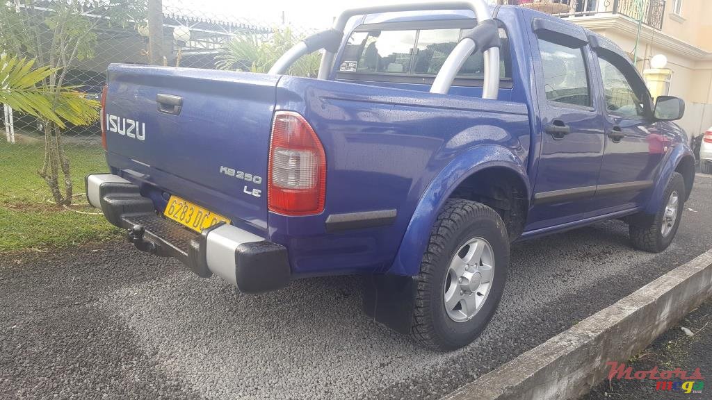 2007' Isuzu D-Max none photo #2