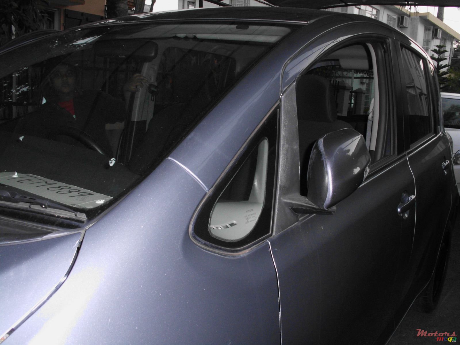 2009' Toyota ORIGINAL condition photo #3