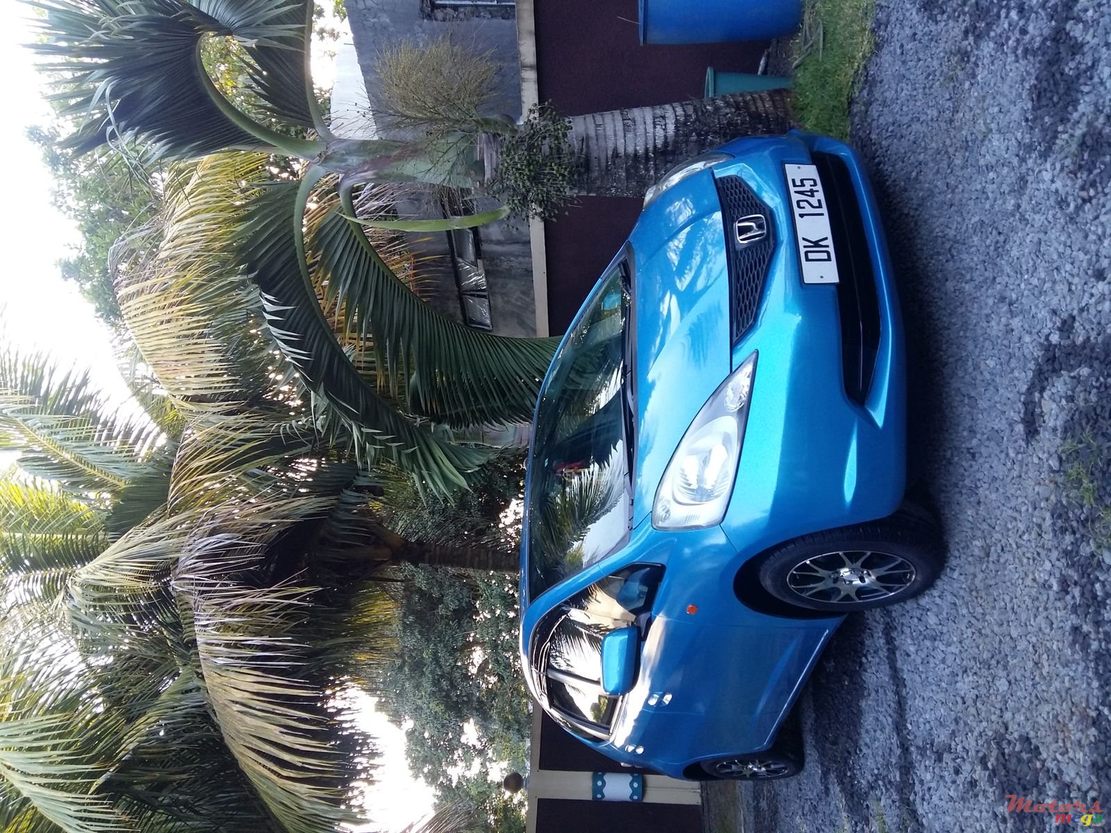 2009' Honda Fit photo #1