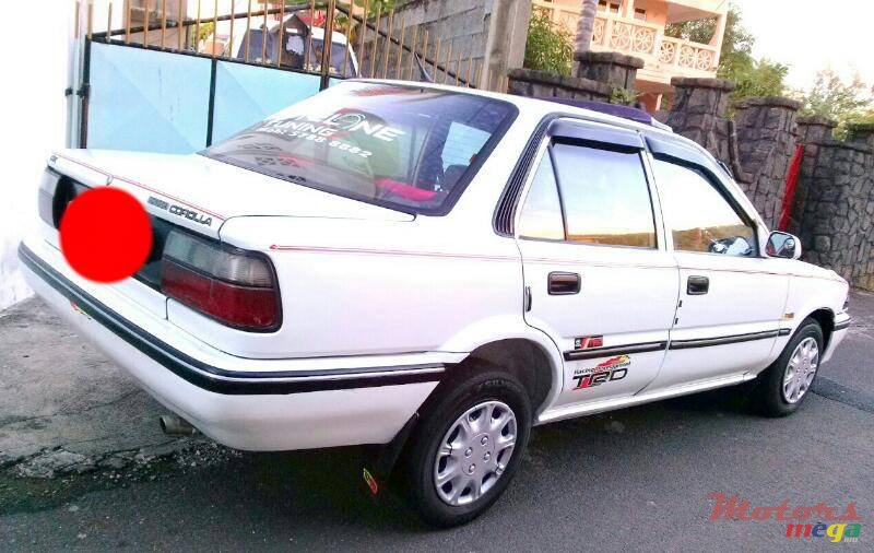 1989' Toyota Corolla EE90 photo #2