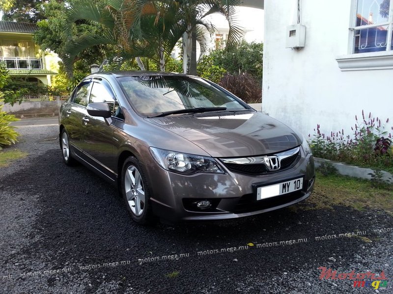 2010' Honda Civic photo #3